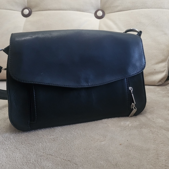 Preston & York Black Leather Crossbody Bag.Very Good Condition. - Picture 2 of 14